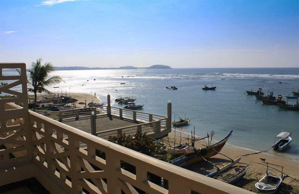 Bay Beach Weligama Exterior photo