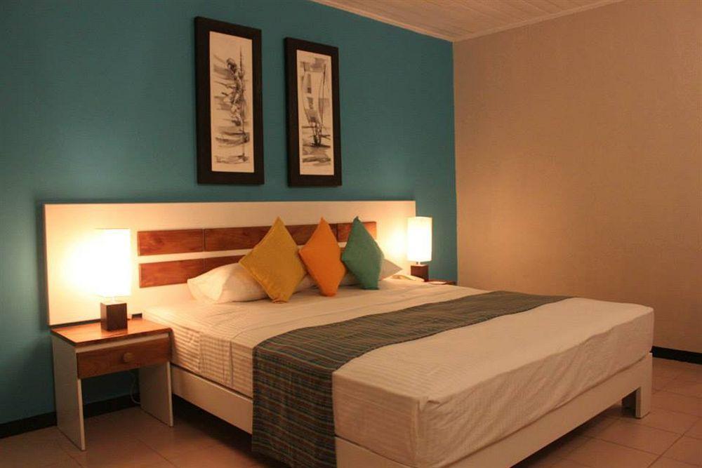 Bay Beach Weligama Exterior photo